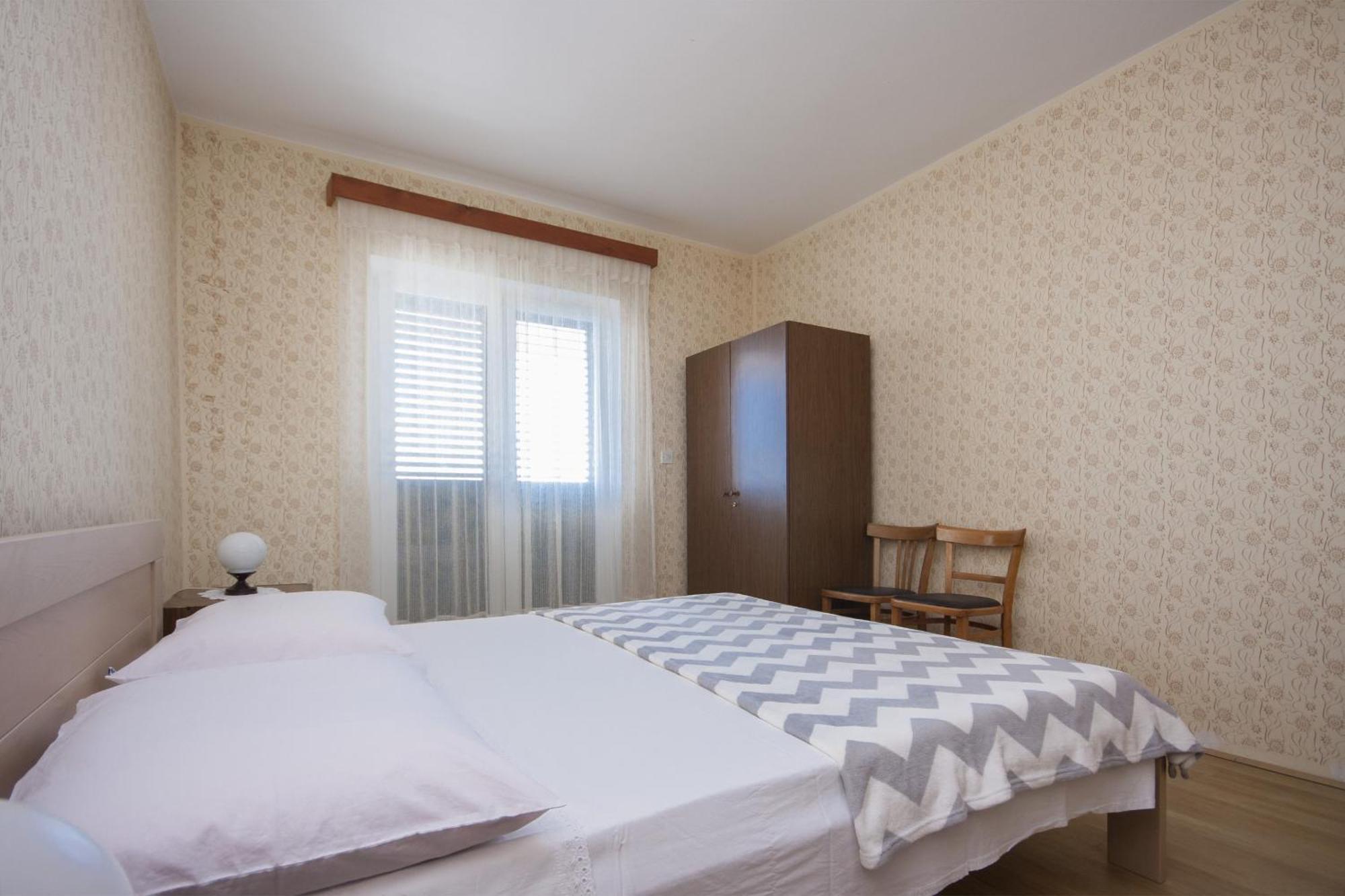 Apartments Vukicevic Brodarica 希贝尼克 外观 照片